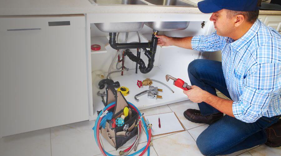 Professional water heater repair in Kildare, TX